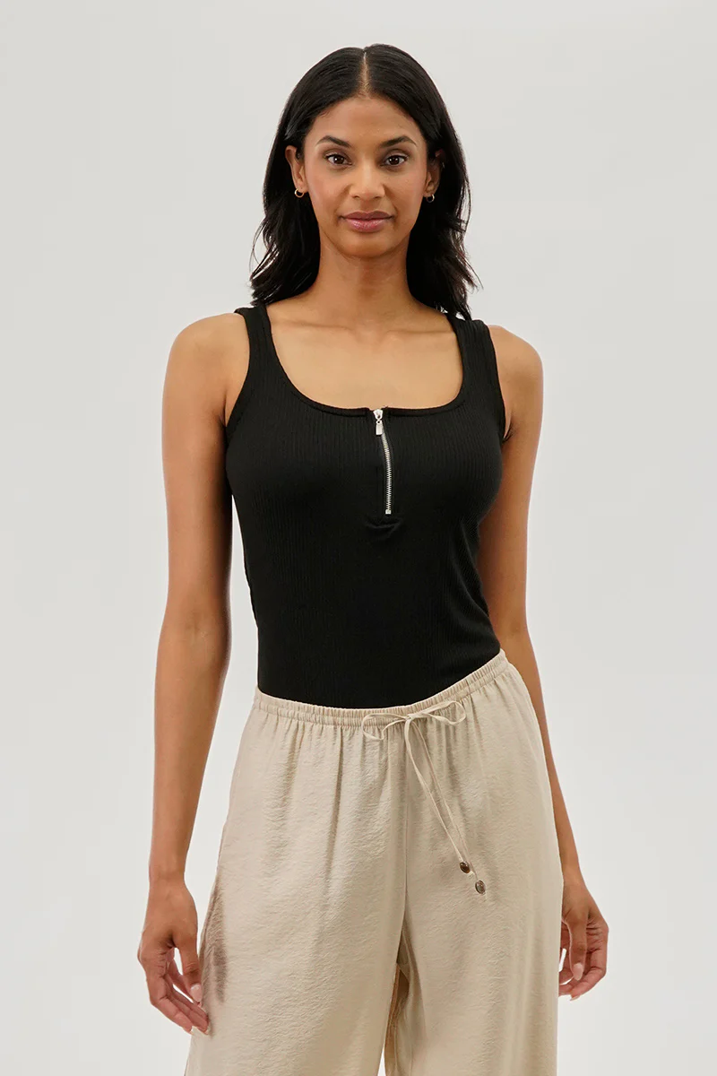 Costa Blanca Ribbed Quarter Zip Tank Top - Black