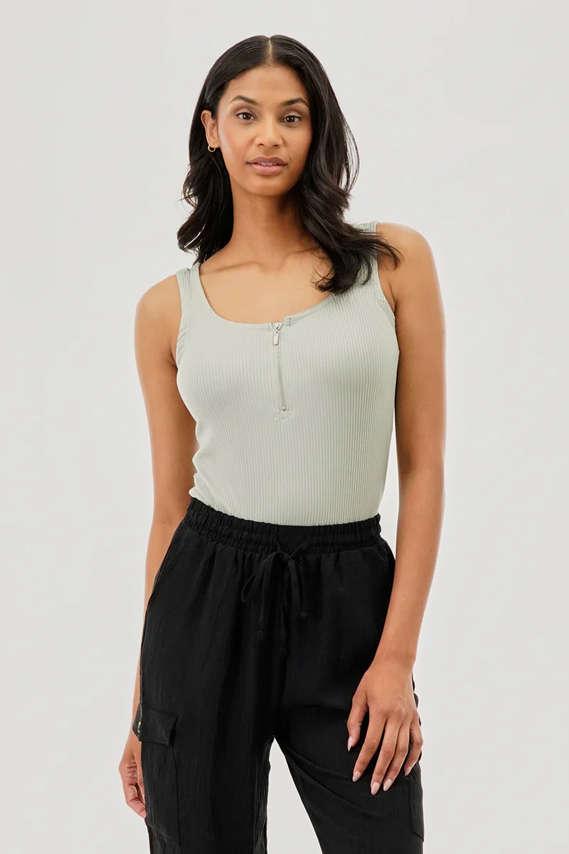 Costa Blanca Ribbed Quarter Zip Tank Top - Mint