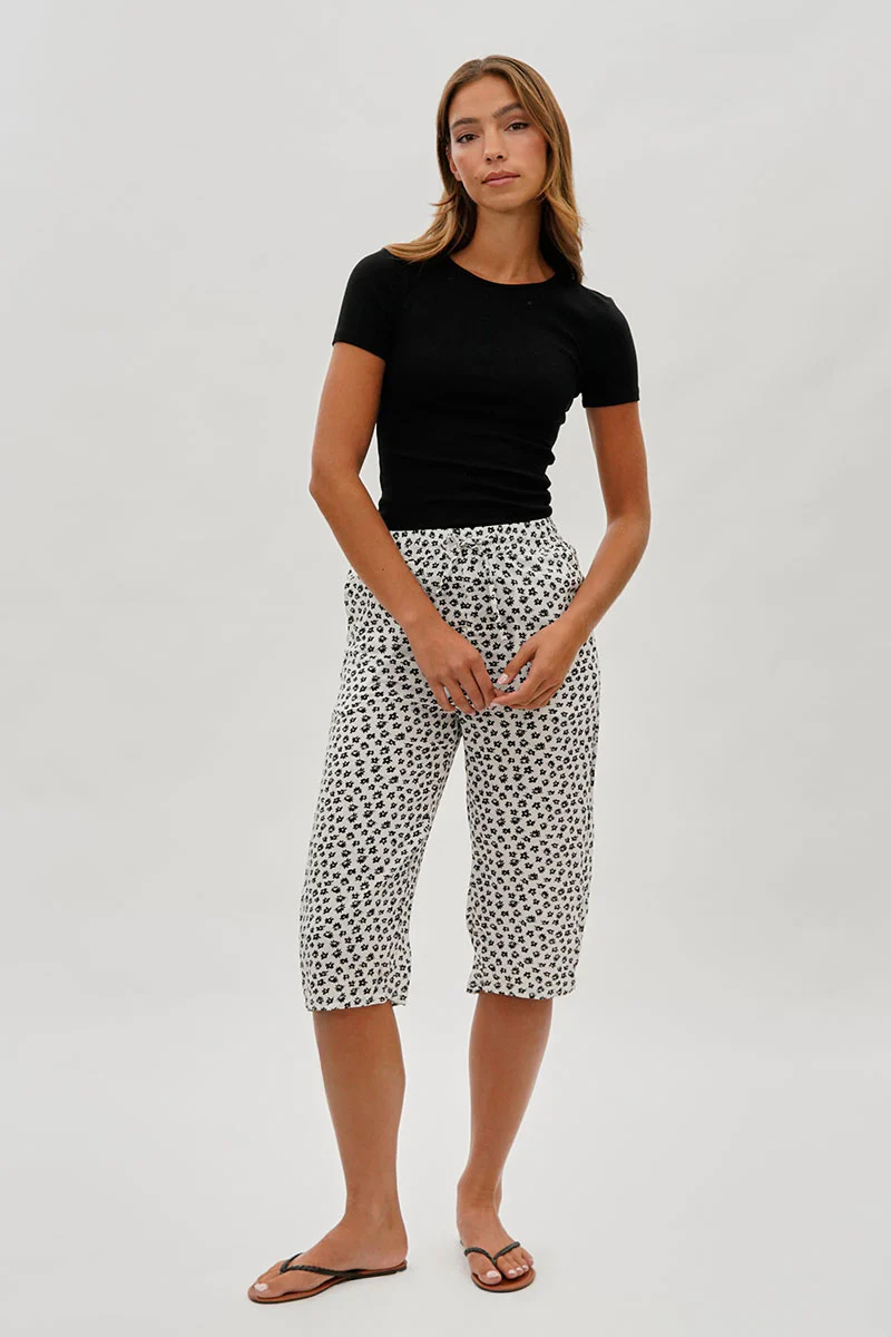 International INC Company Floral Tie Waist Capris - White - Image 5