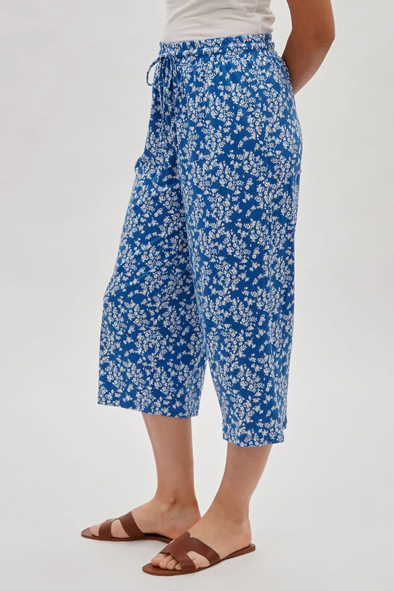 International INC Company Floral Wide Leg Capris Pants - Blue - Image 2