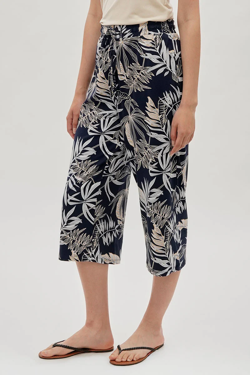 International INC Company Floral Cropped Pants - Navy - Image 2