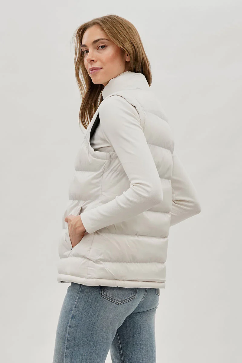 Canada Weather Gear Fleece Lined Collar Puffer Vest - White - Image 3