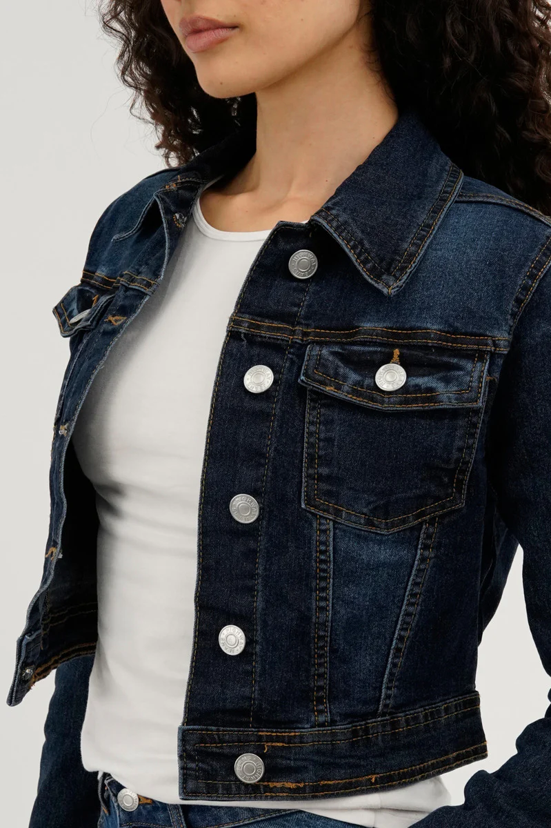 New Look Cropped Button Down Denim Jacket - Navy - Image 4