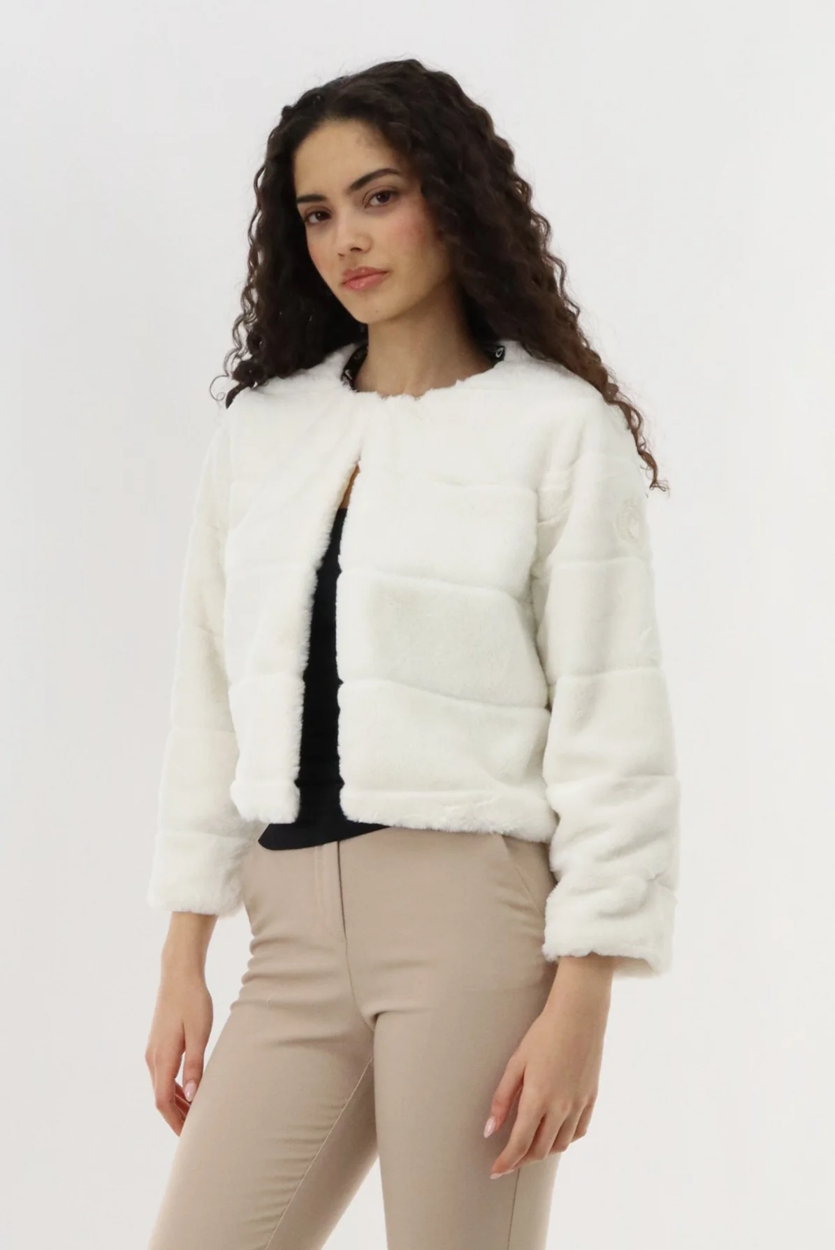 Canada Weather Gear Cropped Faux Fur Lightweight Jacket - White - Image 2