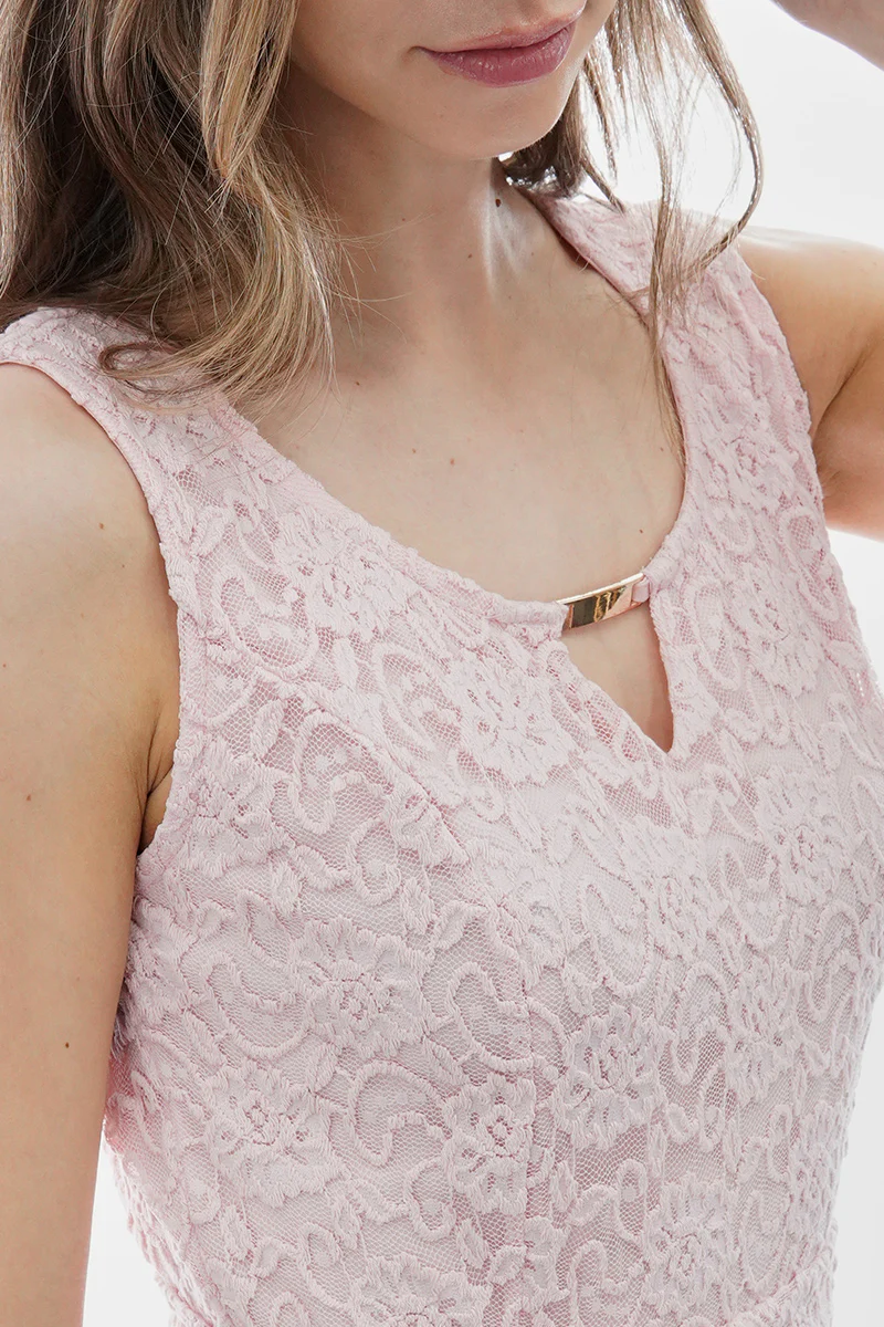 Costa Blanca Belted Lace Gold Bar Detail Cocktail Dress - Pink - Image 4