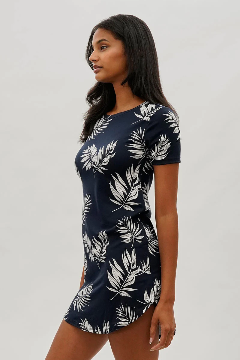 Stylexchange Vintage Leaf Print Short Sleeve Day Dress - Navy - Image 2