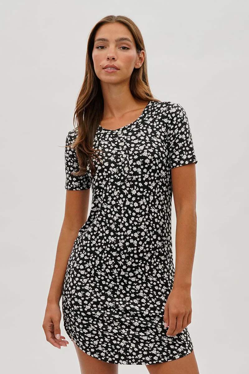 Runaway Bay Floral Short Sleeve Henley Day Dress - Black