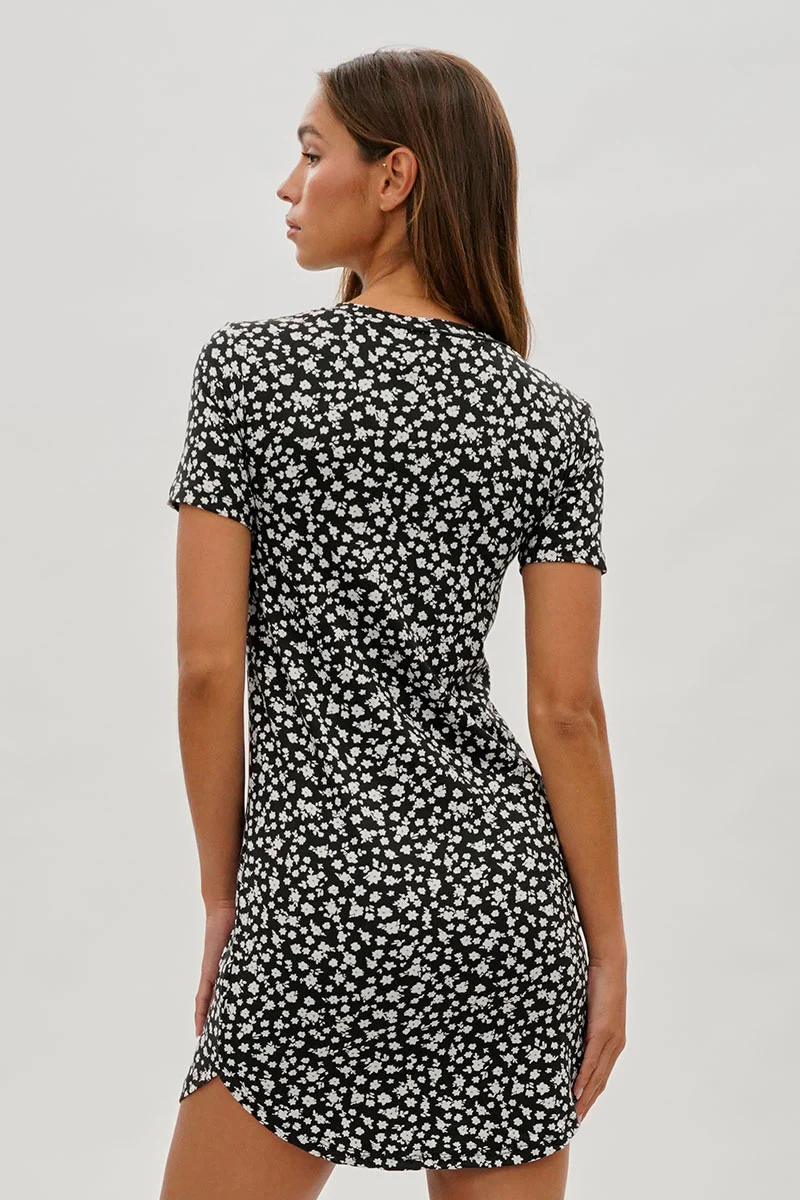 Runaway Bay Floral Short Sleeve Henley Day Dress - Black - Image 3