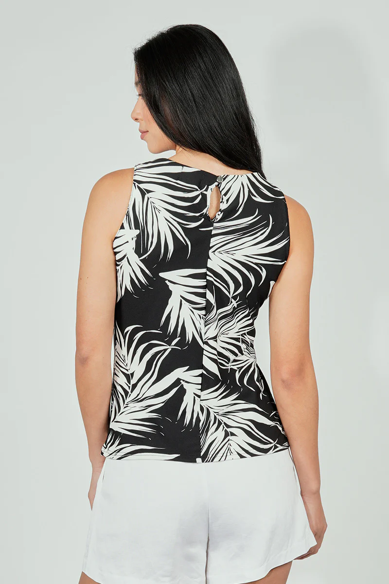 Beechers Brook Leaf Print Cinched Collar Tank Top - Black - Image 3