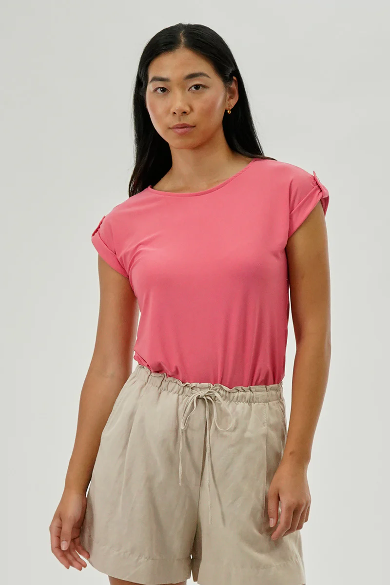 Beechers Brook Short Sleeve Split Back Blouse - Pink