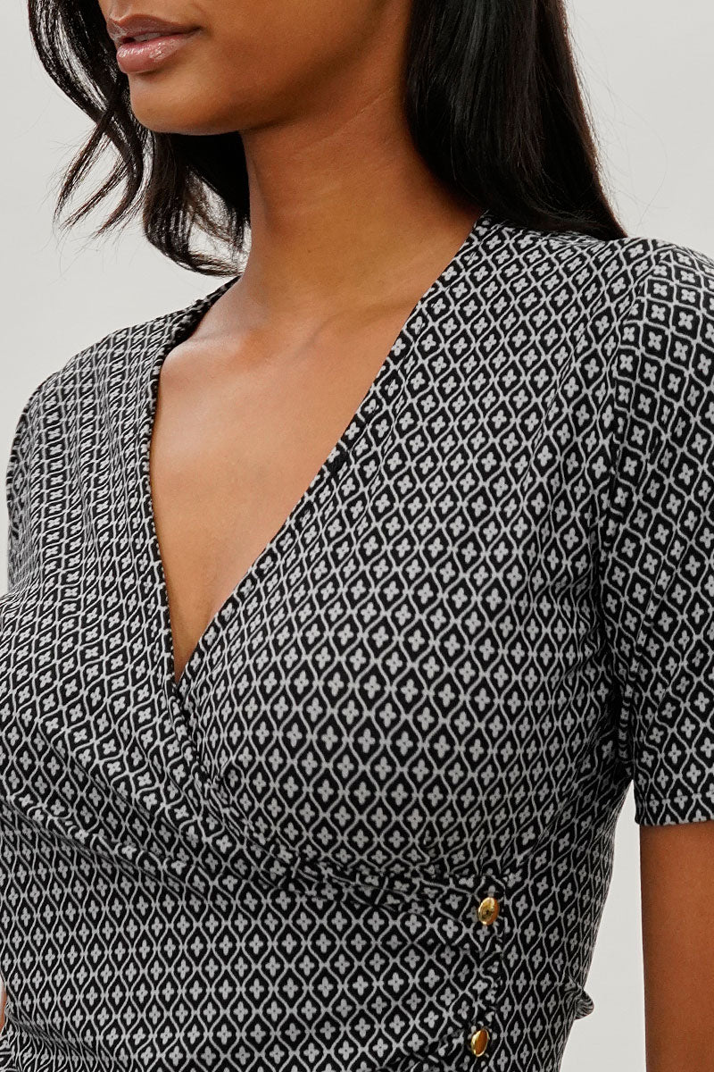 Beechers Brook Patterned Side Button Tee - Black - Image 4