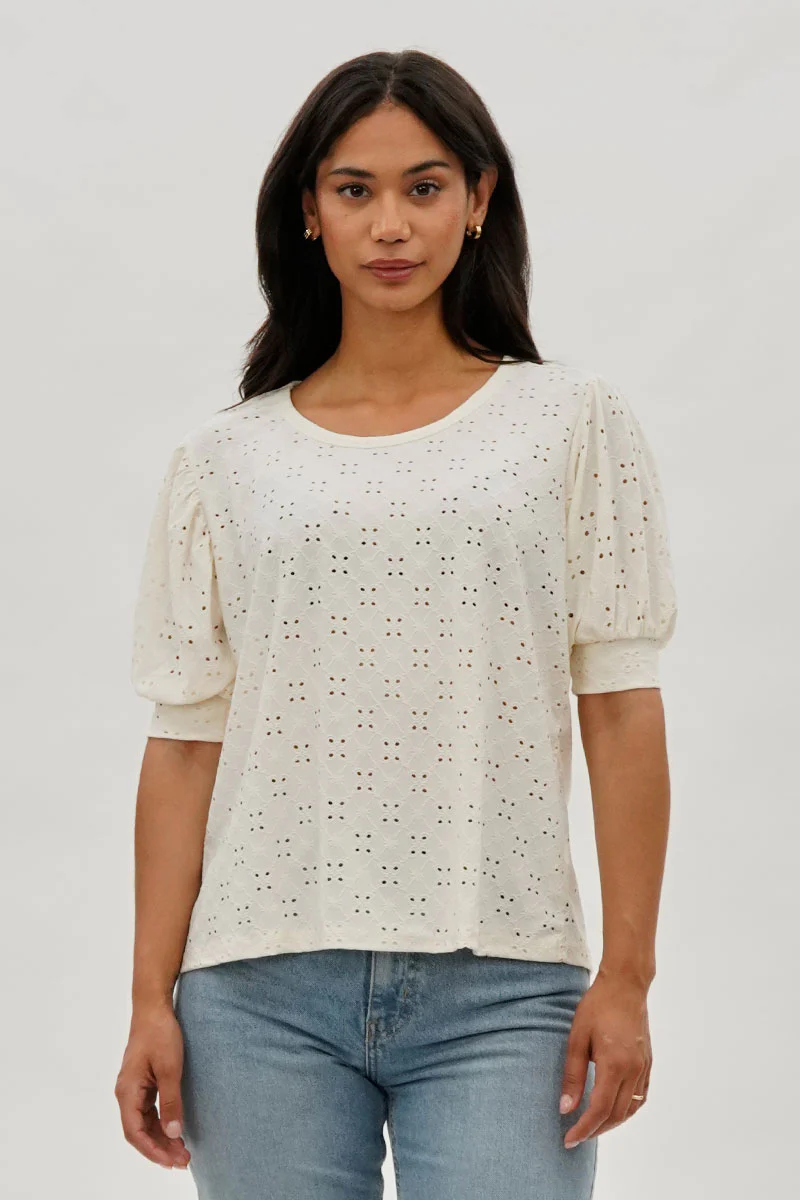 Beechers Brook Eyelet Detail Puff Sleeve Blouse - White
