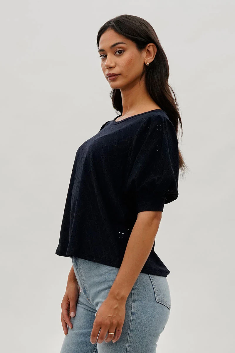 Beechers Brook Eyelet Detail Puff Sleeve Blouse - Navy - Image 2
