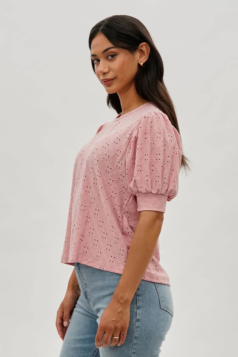Beechers Brook Eyelet Detail Puff Sleeve Blouse - Pink - Image 2