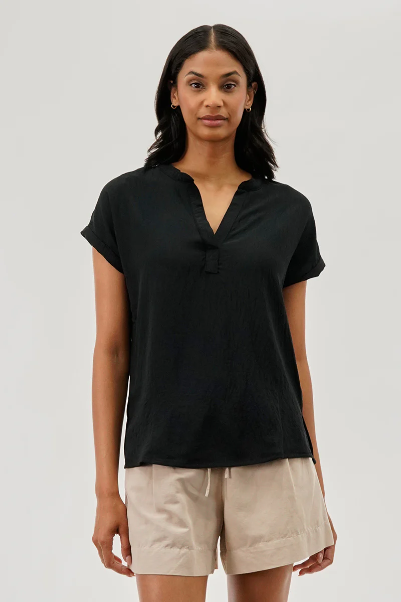 Stylexchange Vintage V-Neck Short Sleeve Blouse - Black