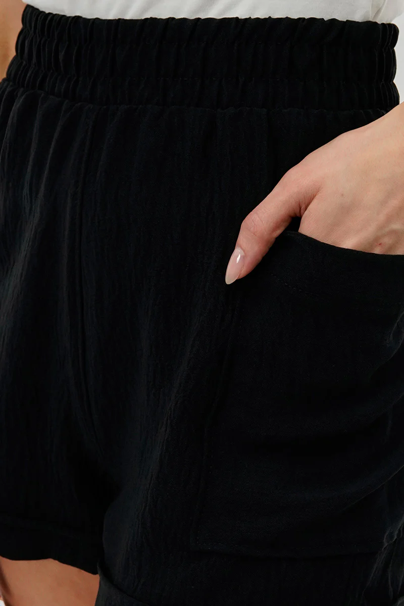 Stylexchange Vintage Textured Elastic Waist Shorts - Black - Image 4