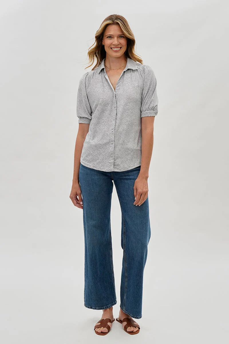 Beechers Brook Patterned Puff Sleeve Button Down Blouse - Grey - Image 5