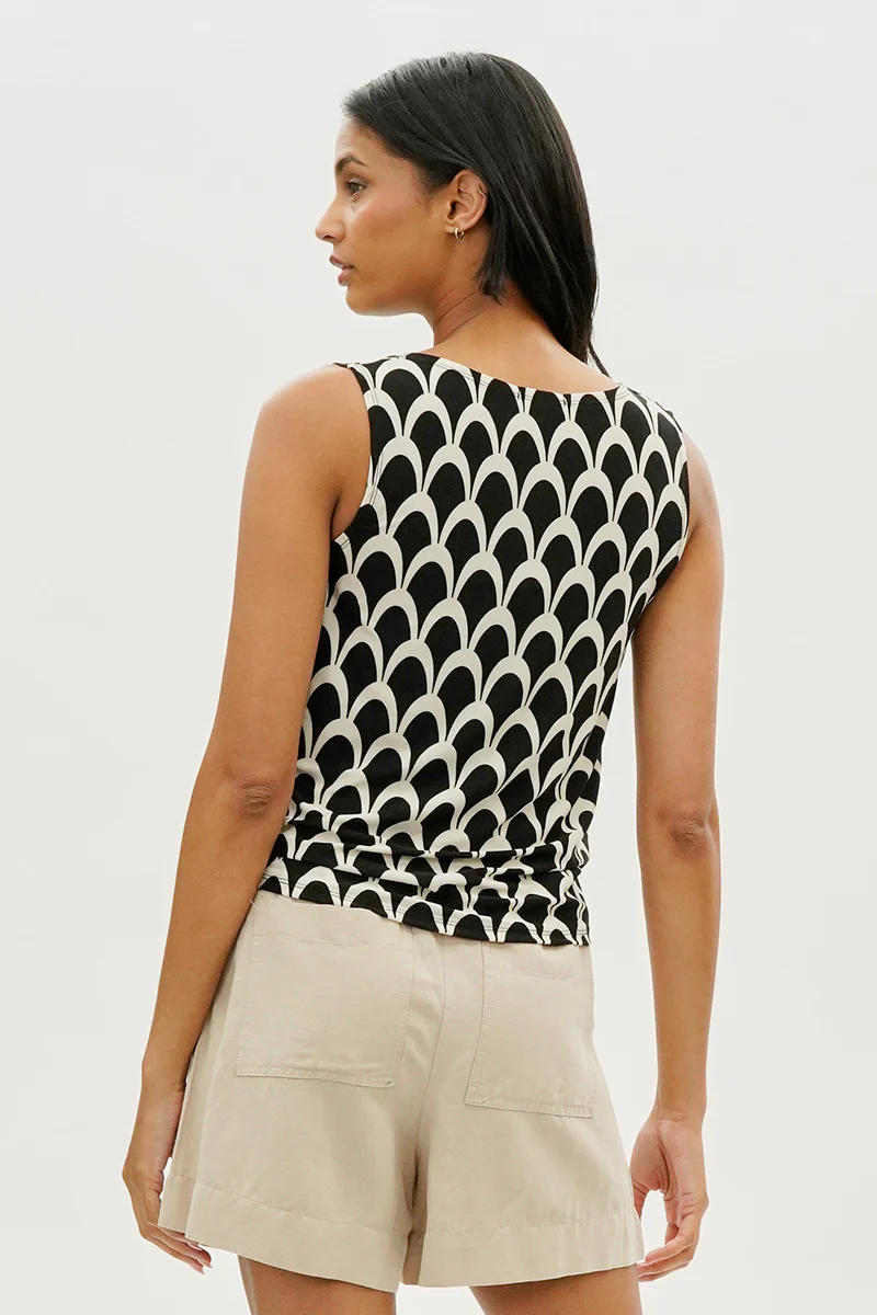 Beechers Brook Patterned Cowl Neck Tank Top - Black - Image 3