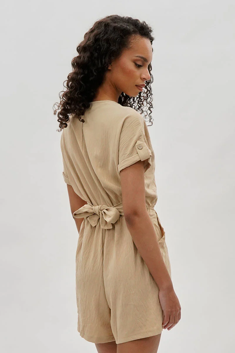 Stylexchange Vintage Back Tie Button Up Romper - Beige - Image 3