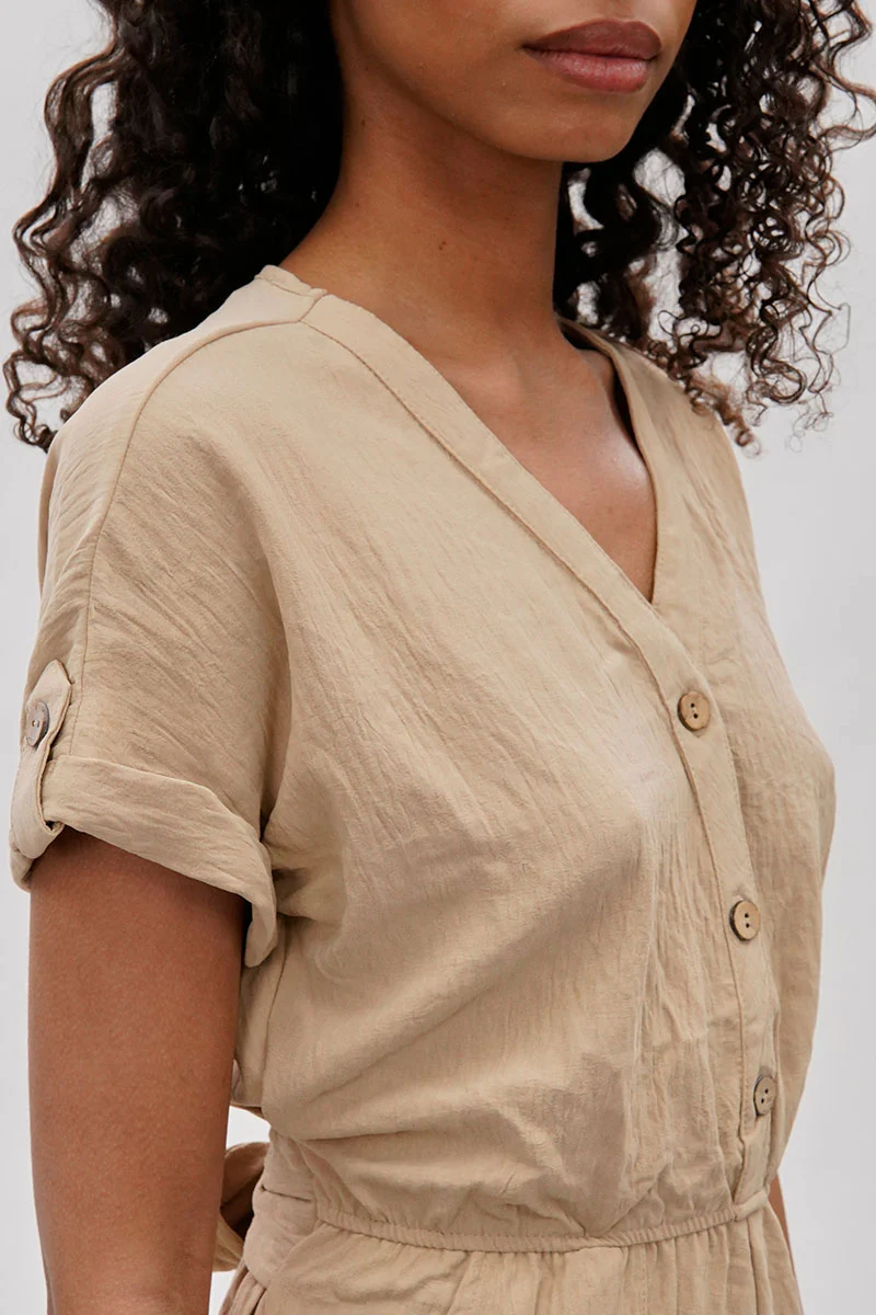 Stylexchange Vintage Back Tie Button Up Romper - Beige - Image 4
