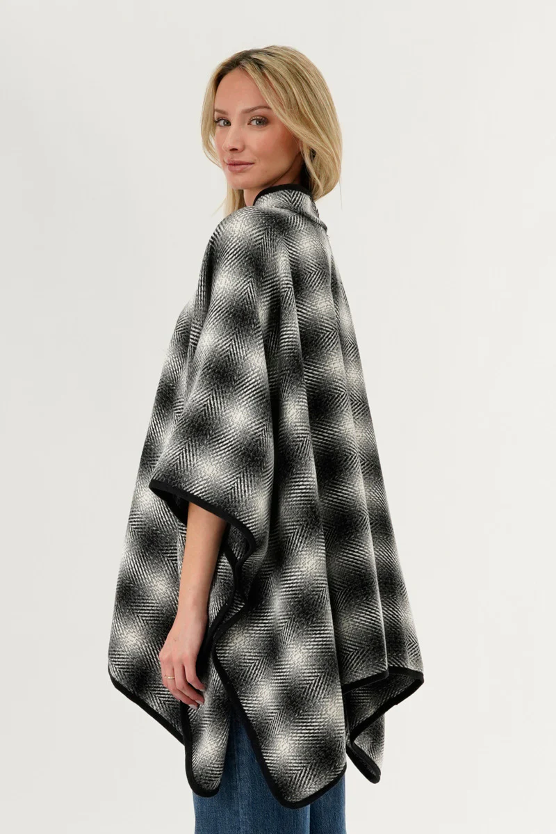 Canada Weather Gear Plaid Poncho - Grey - Image 3