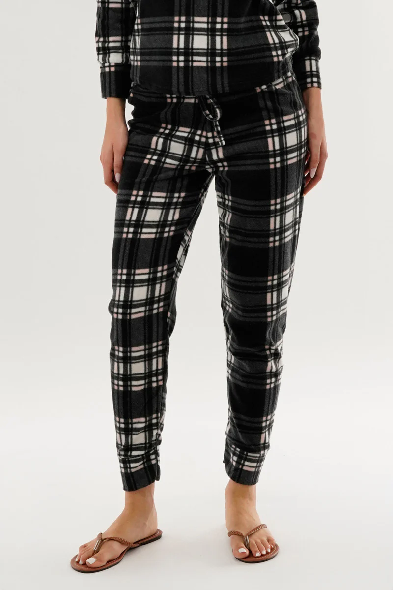 Canada Weather Gear Plaid Pajama Pants - Black