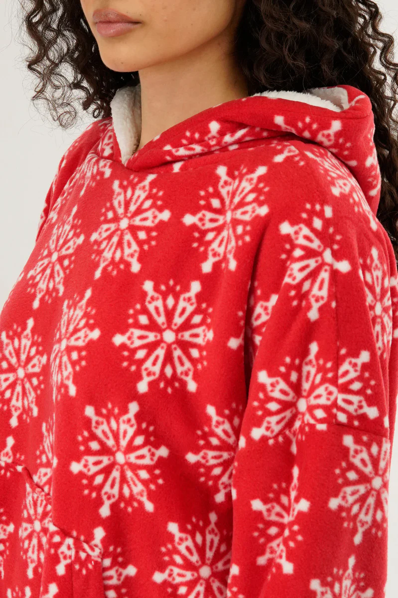 Canada Weather Gear Festive Print Oversided Hooded Pajama Top - Red - Image 4