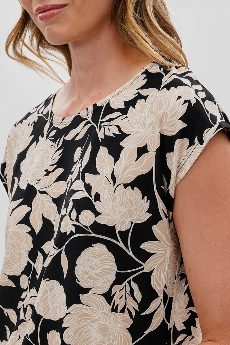 Beechers Brook Floral Cap Sleeve Blouse - Black - Image 4