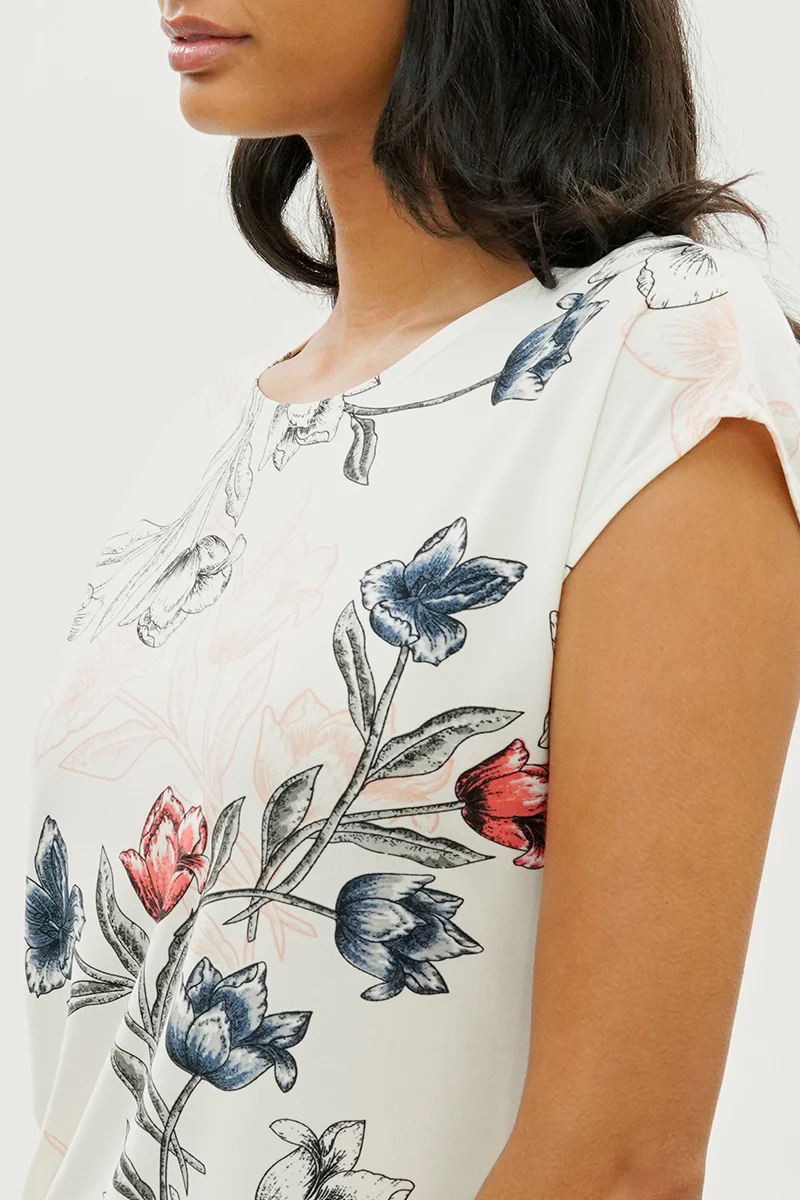 Beechers Brook Floral Circle Neck Tee - Cream - Image 4