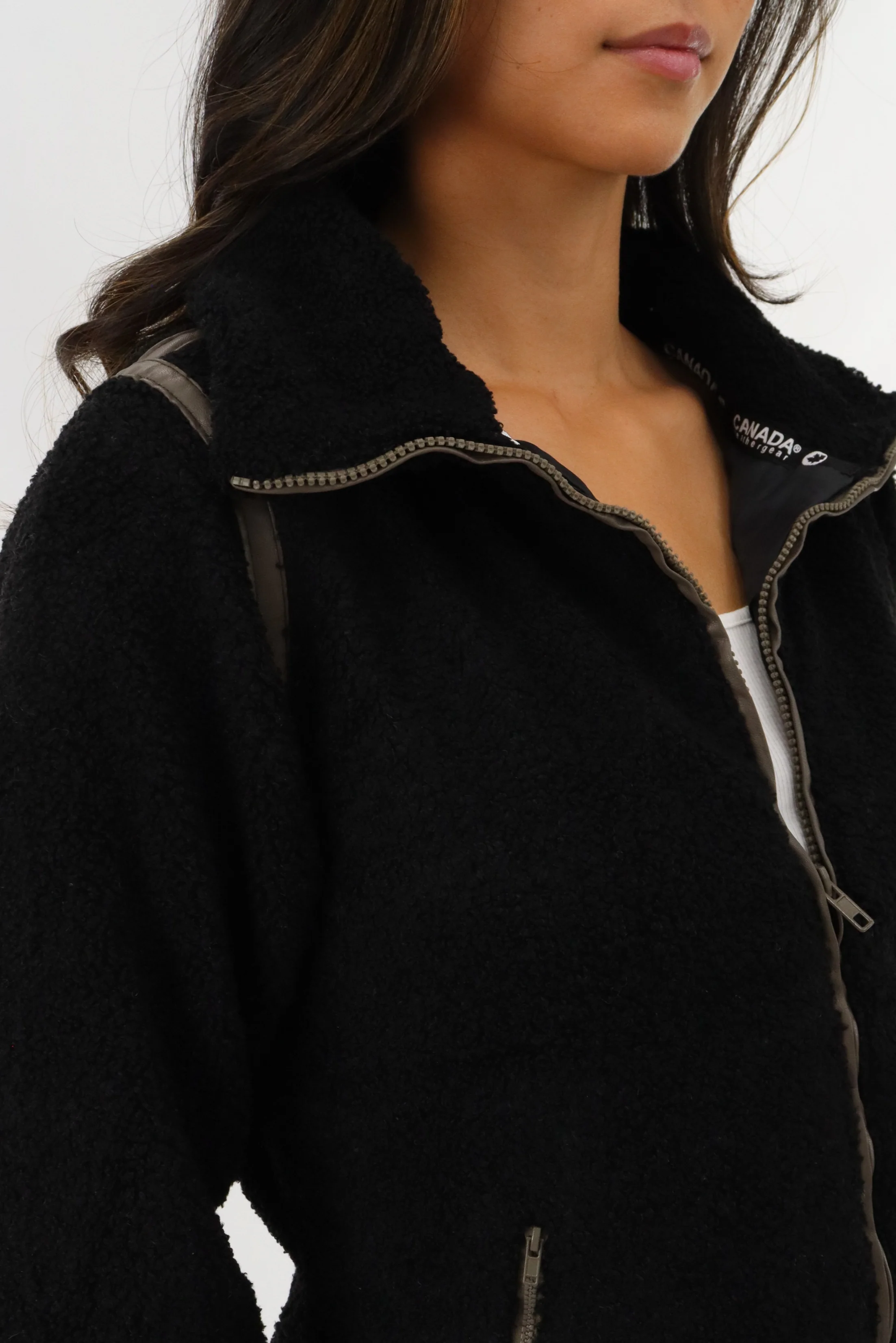Canada Weather Gear Sherpa Contrast Lightweight Jacket - Black - Image 4