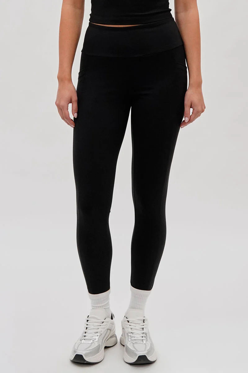 Canada Weather Gear High Waisted Yoga Leggings - Black