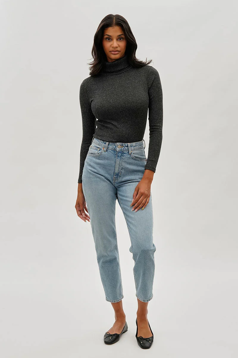 Magazine Ribbed Turtleneck Pullover Sweater - Black - Image 5