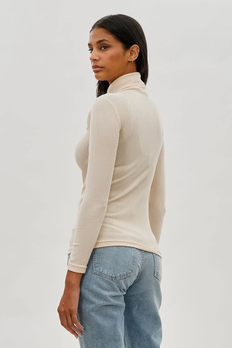 Magazine Ribbed Turtleneck Pullover Sweater - Cream - Image 3