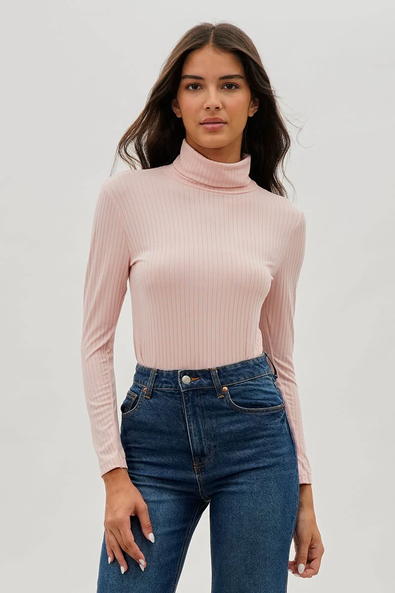 Majora Long Sleeve Turtleneck Pullover Sweater - Blush