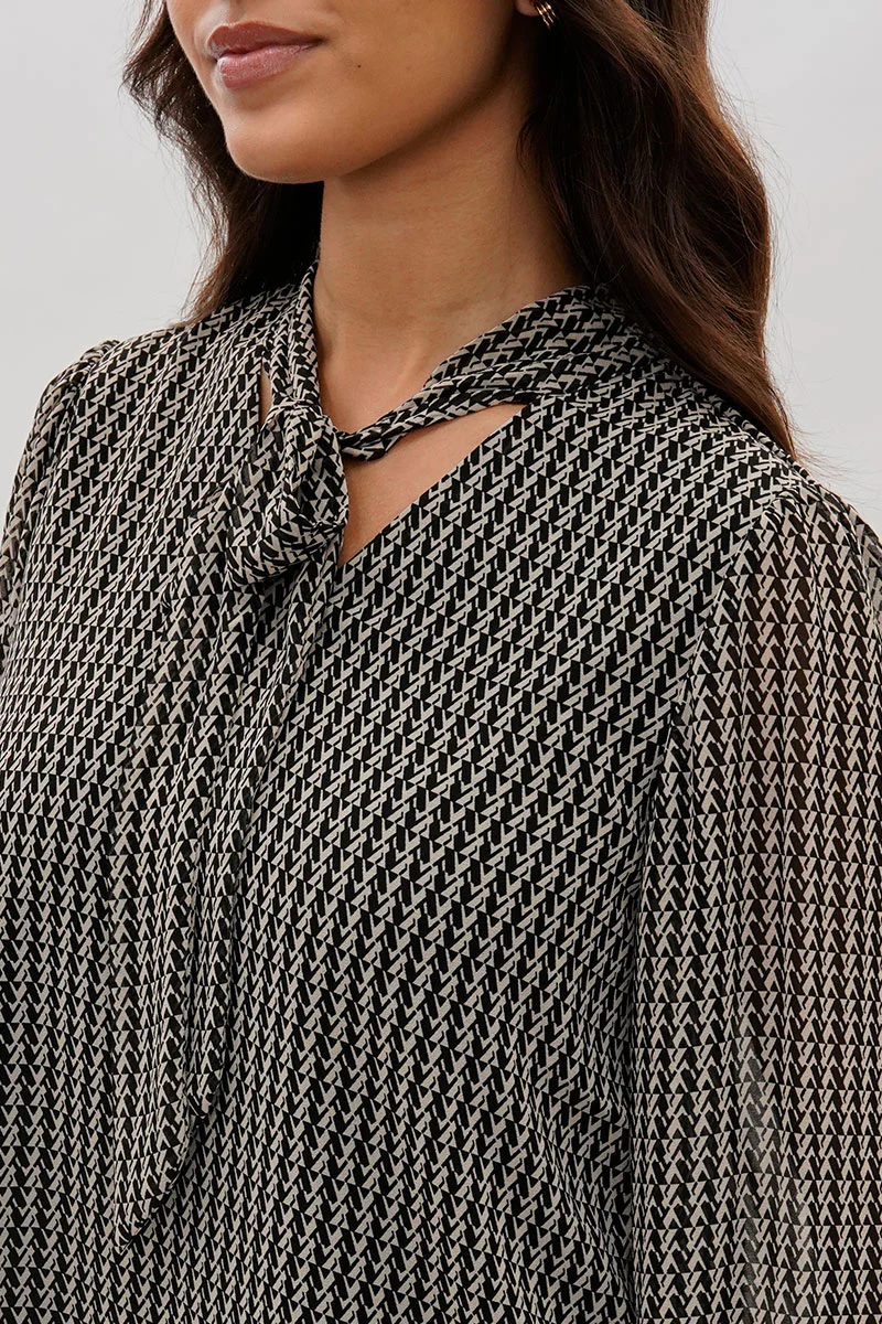 Beechers Brook Tie-Neck Long Sleeve Blouse - Black - Image 4