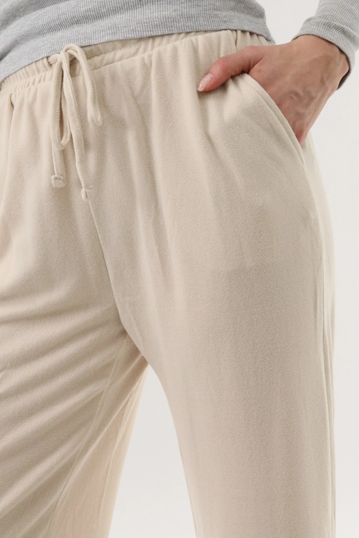 International INC Company Wide Leg Sweatpants - Cream - Image 4