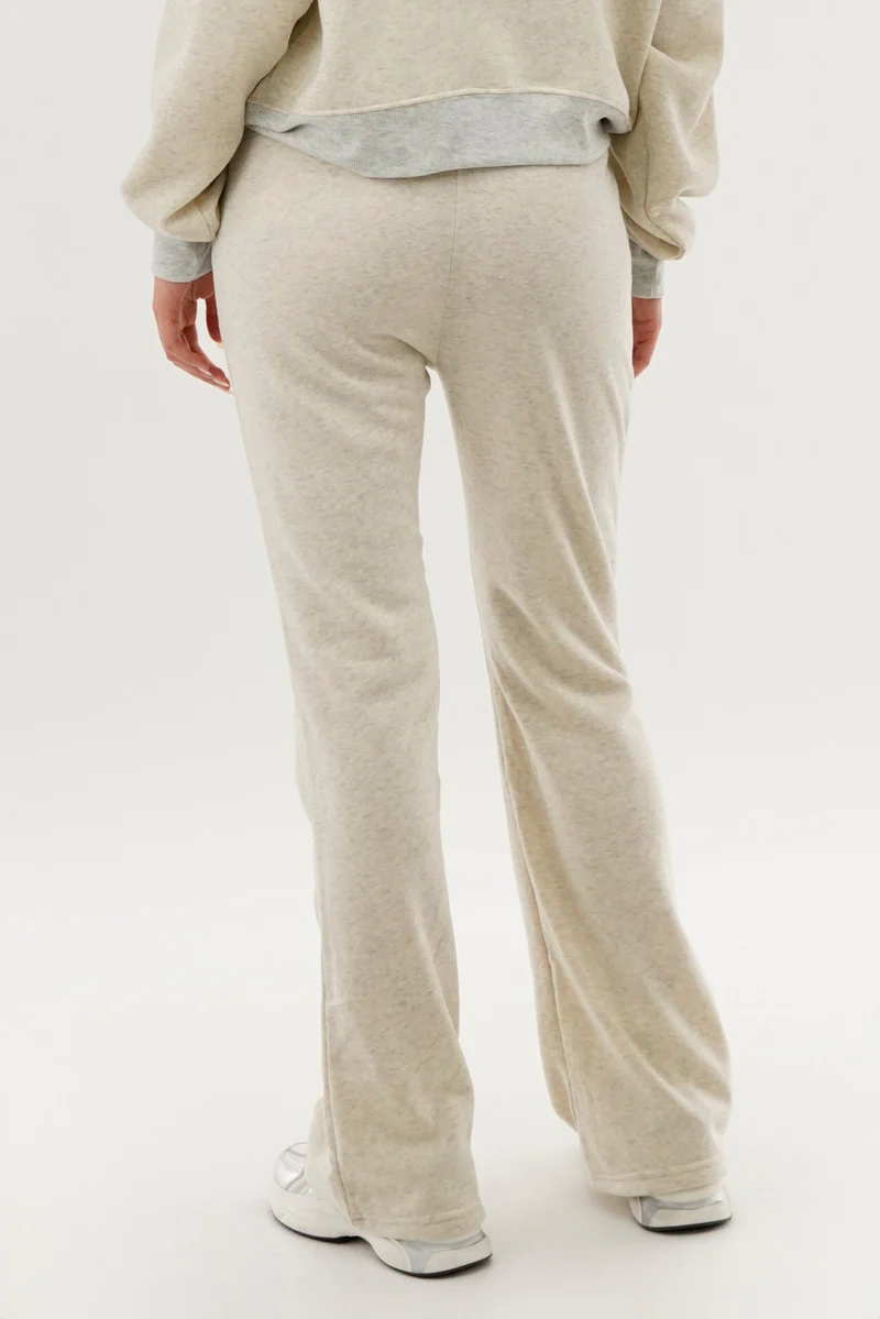Fahrenheit Classic Wide Leg Sweatpants - Cream - Image 3